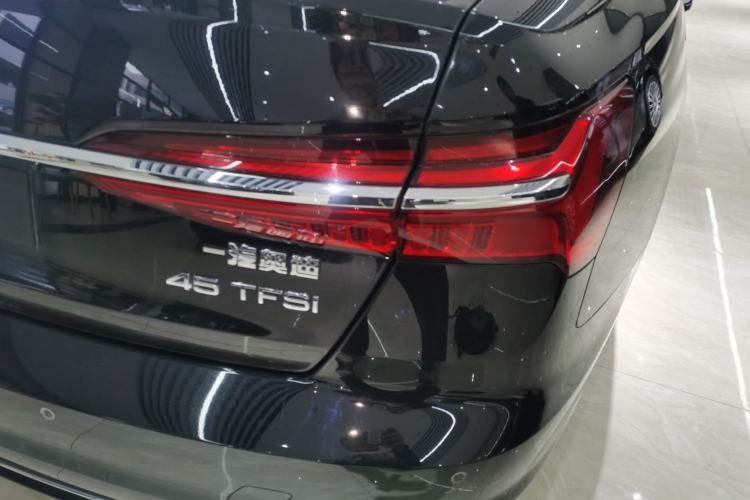 Used Audi A6L 2023 45 TFSI Prestige Elegant Edition
