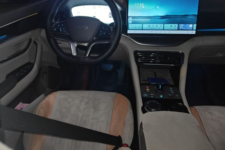 Used BYD Song PLUS New Energy 2025 DM-i 160KM Flagship Model Steering Wheel