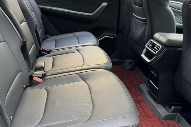 Used Geely Auto Haoyue L 2024 2.0T DCT Prestige Version
