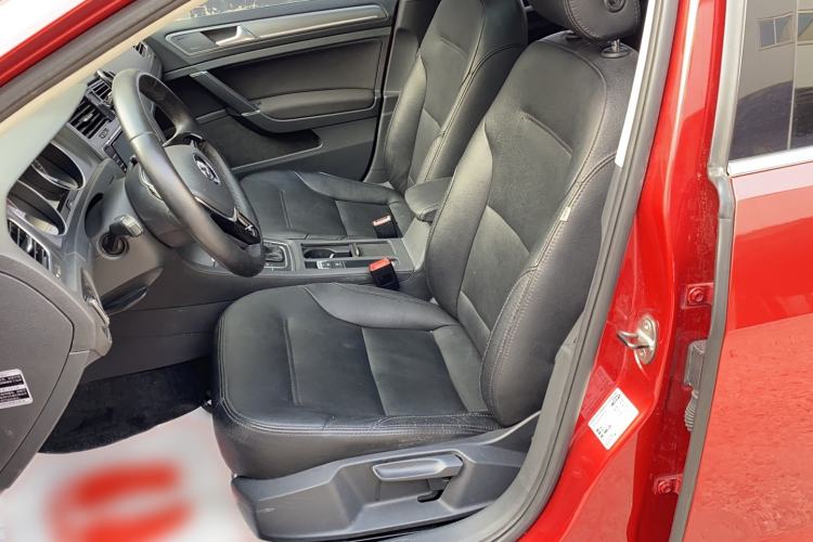 Used Volkswagen Golf 2015 1.4TSI Automatic Comfort Model Left Front Seat