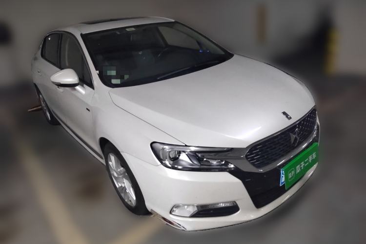 Used DS 5LS 2016 1.6T Style Edition THP160
