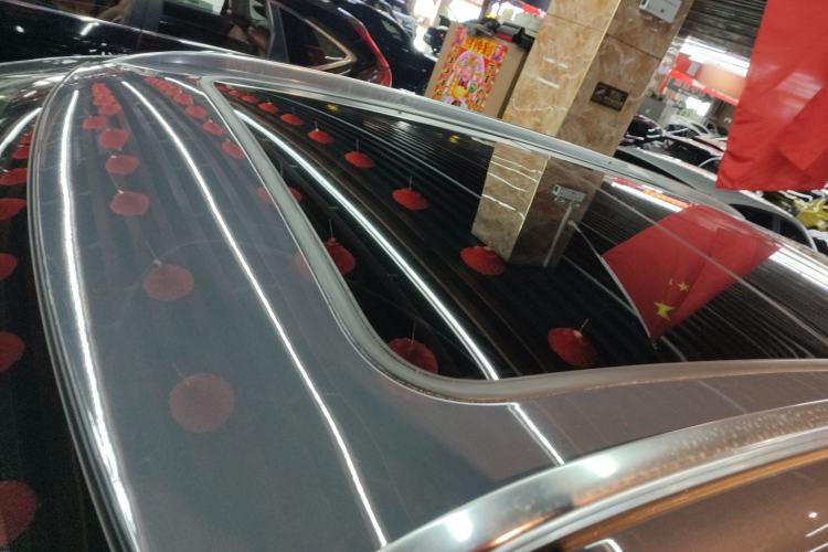 Used BYD Tang New Energy 2018 DM 2.0T All-Wheel Drive Smart Connectivity Luxury Model 7 Seats China V Emission Standard Roof