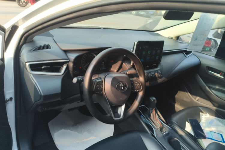 Used Toyota Corolla 2022 1.2T S-CVT Pioneer PLUS Edition Center Console