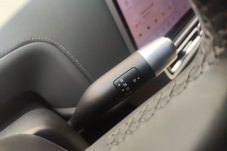 Used Li Auto L8 2023 Pro Model Gear Lever