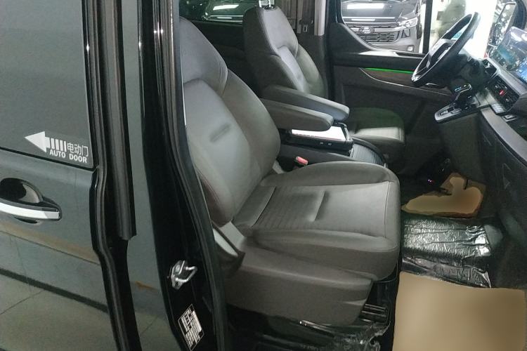 Used Ford Tourneo Custom 2023 2.0T Automatic Prestige Edition