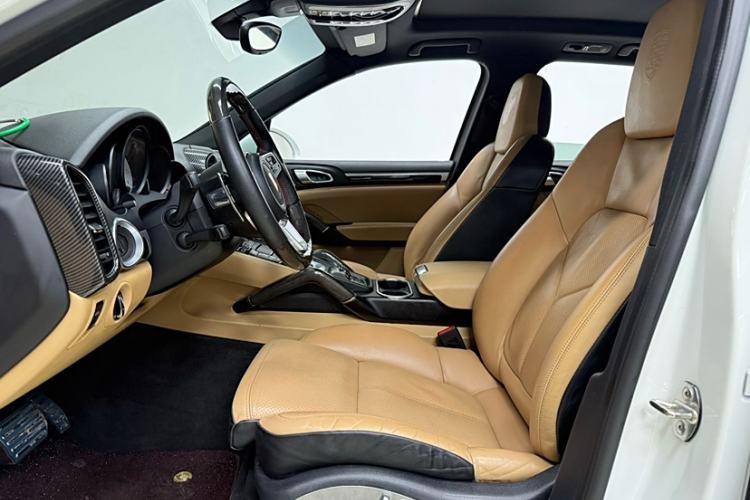 Used Porsche Cayenne 2016 Cayenne Platinum Edition 3.0T