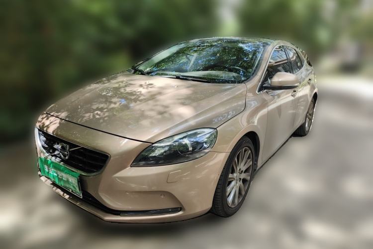 Used Volvo V40 2014 2.0T Zhiya Edition
