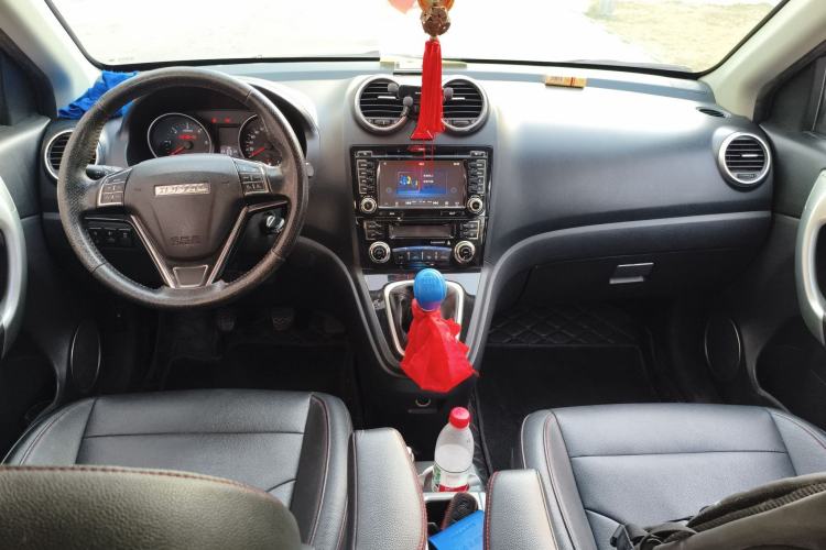 Used Haval H6 2014 Upgraded Model 2.0T Diesel Manual Two-Wheel Drive Elite Version