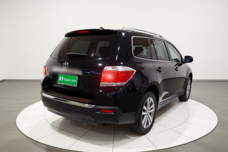 Used Toyota Highlander 2012 2.7L Two-Wheel Drive 7-Seater Luxury Edition
