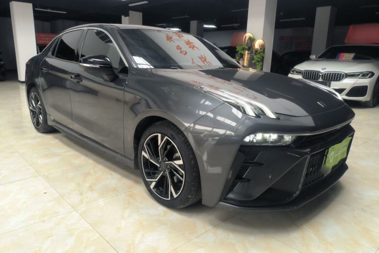 Used Lynk & Co 03 2023 1.5TD DCT JingPro Front Right 45 Deg