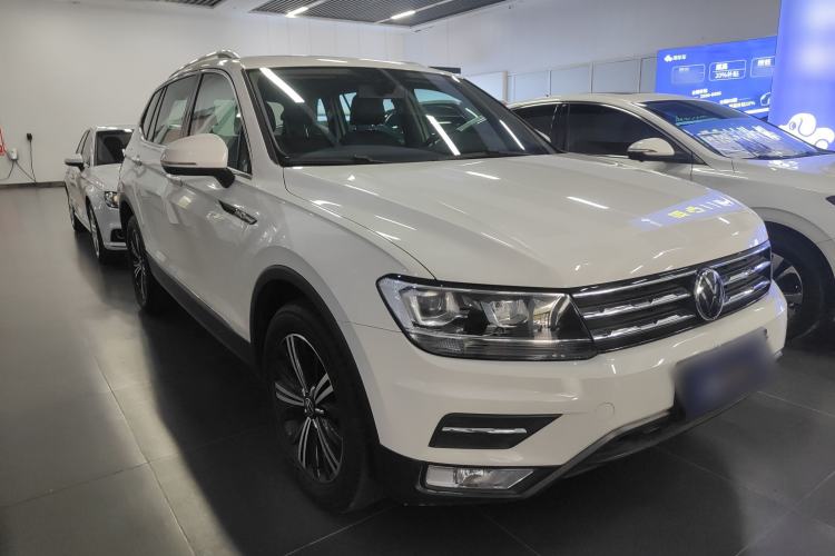 Used Volkswagen Tiguan L 2021 330TSI Automatic Two-Wheel Drive Smart Edition
