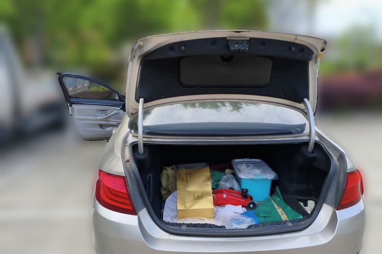 Used BMW 5 Series 2012 530Li Leading Model Trunk