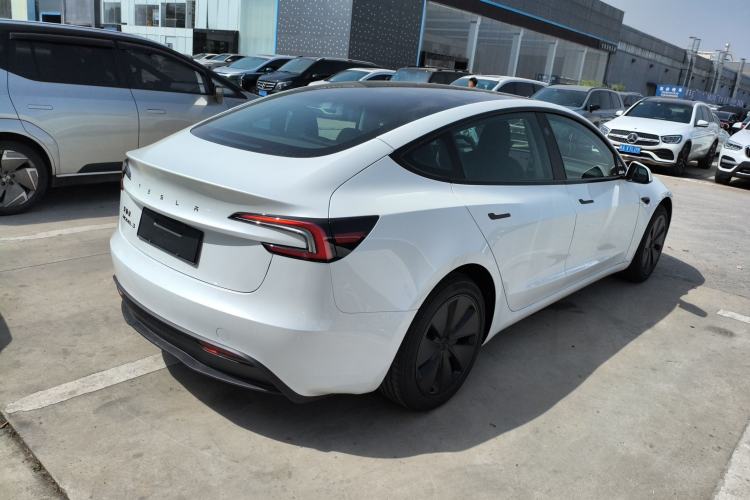 Used Tesla Model 3 2025 Model Revised Rear-Wheel-Drive Version
