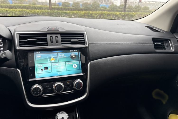 Used Nissan Tiida 2019 1.6L CVT Smart Drive Version China VI Standard
