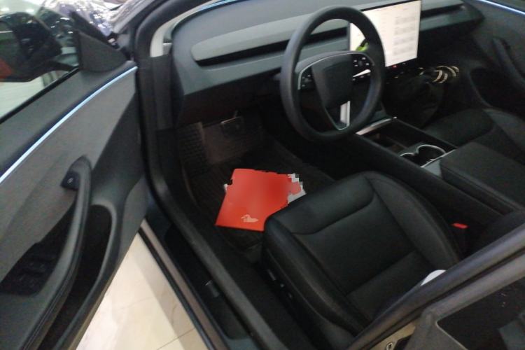 Used Tesla Model 3 2023 Rear-Wheel-Drive Version
