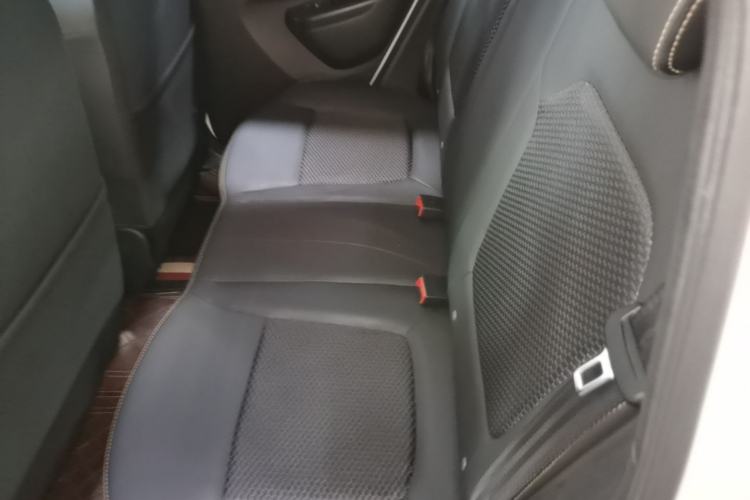 Used Dongfeng NAMMI BOX 2022 Chasing Wind Edition 331 km Standard Model