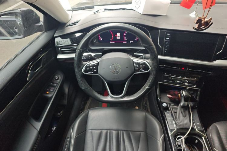 Used Volkswagen Passat 2022 330TSI Starry Luxury Edition