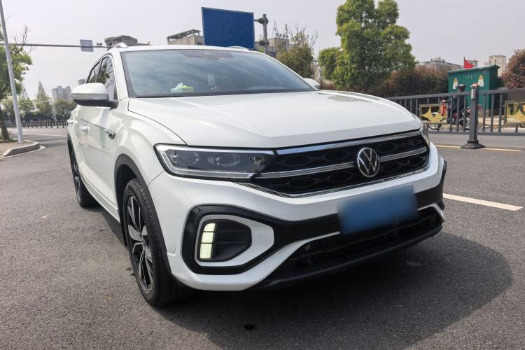 Used Volkswagen T-ROC 2023 300TSI DSG Two-Wheel-Drive Chen Guang Edition
