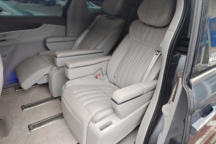 Used Roewe iMAX8 2023 400TGI Comfort Edition