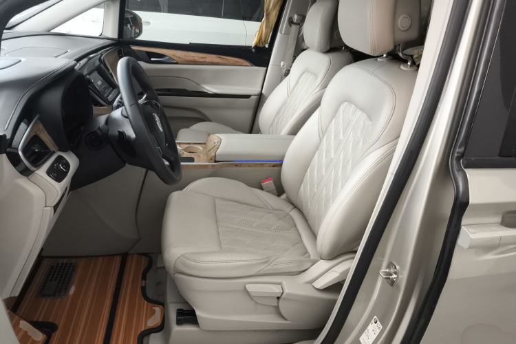 Used Buick GL8 2018 ES 28T Comfort Model China VI Standard Left Front Seat