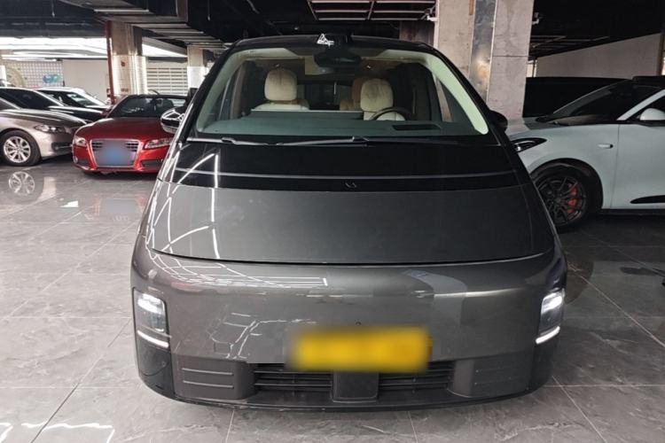 Used Li Auto MEGA 2024 Ultra Model
