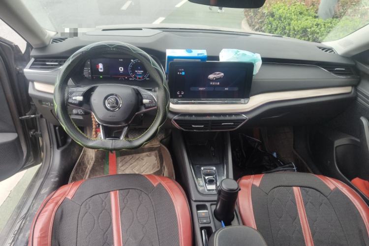 Used Skoda Octavia 2022 PRO TSI280 Luxury Edition Center Console