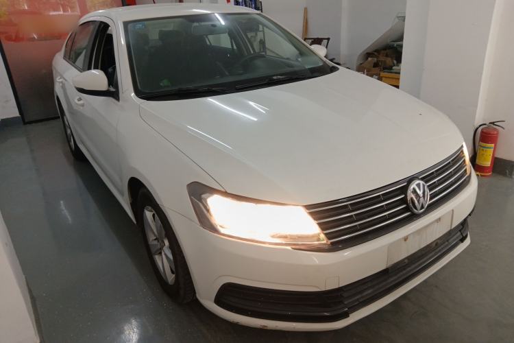 Used Volkswagen Lavida 2015 1.6L Automatic Fashion Edition