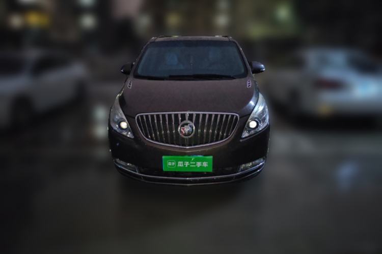 Used Buick GL8 2015 2.4L Luxury Business Premium Edition
