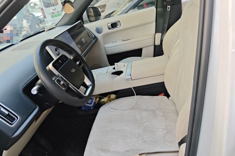 Used Li Auto L6 2024 Pro Model
