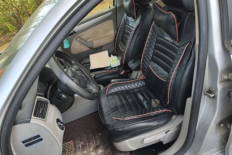 Used Volkswagen Bora 2011 1.6L Manual Fashion Edition
