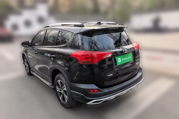 Used Toyota RAV4 2015 2.0L CVT Two-Wheel Drive Fashion Edition
