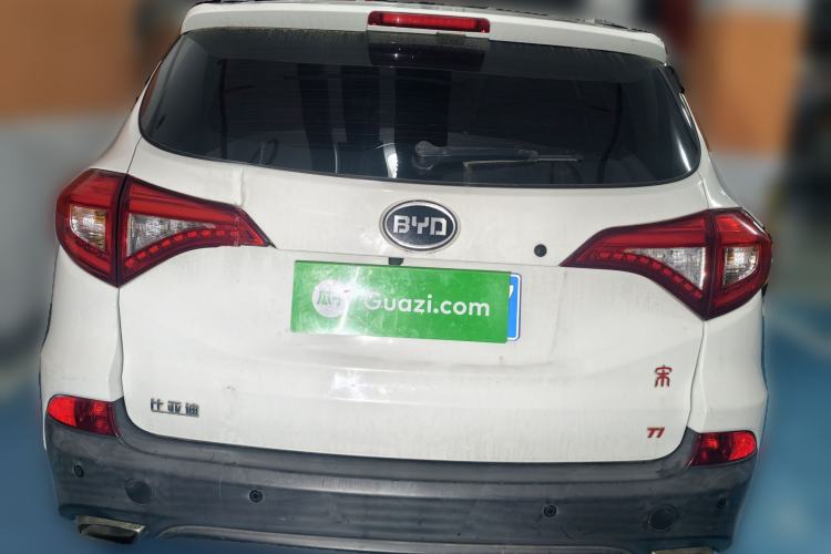 Used BYD Song 2016 GaiShi Edition 1.5TI Manual Elite Model Rear