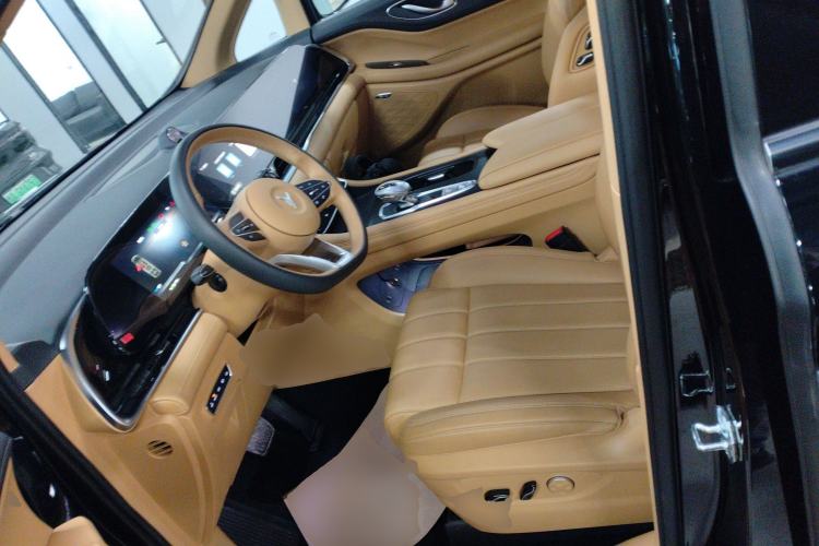 Used VOYAH Dream 2022 0-Emission Version Range of 475 km
