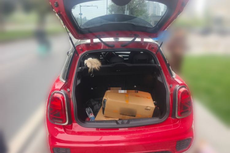 Used MINI 2021 1.5T COOPER Racing Edition Five-Door Model Trunk