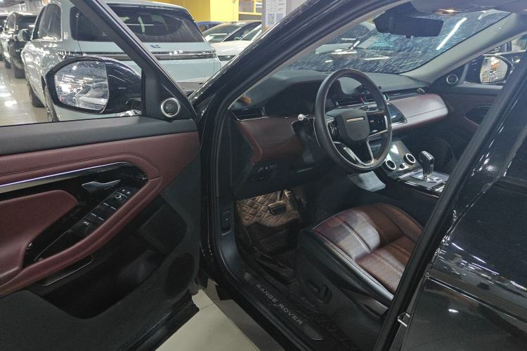 Used Land Rover Range Evoque 2021 Range Rover Velar L 249PS R-Dynamic First Edition Driver Seat