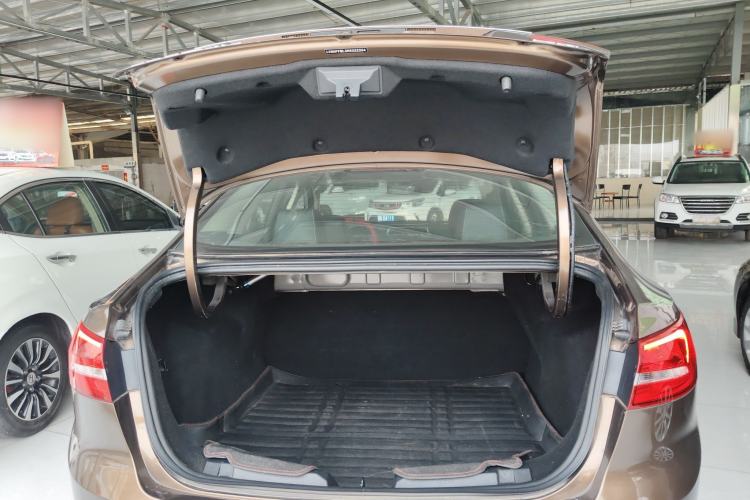 Used Ford Escort 2017 Happy Edition 1.5L Manual Fashion Model
