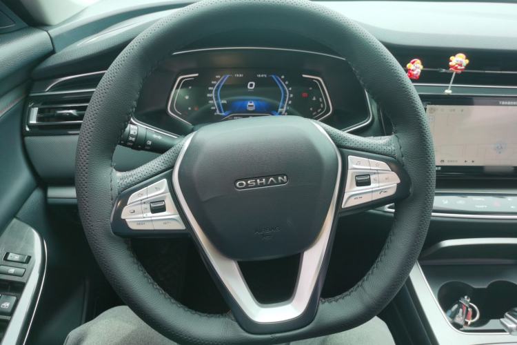 Used CHANGAN OSHAN X7 2021 1.5T Automatic Luxury Model
