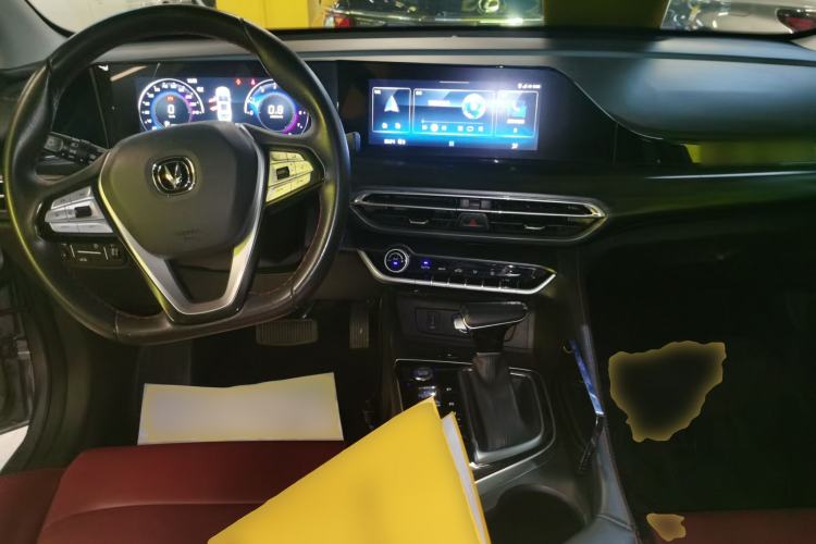 Used Changan Eado 2020 PLUS Blue Whale NE 1.4T GDI DCT Flagship Model
