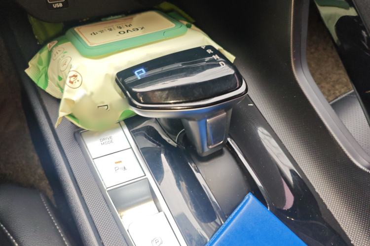 Used Hyundai Elantra 2021 1.5L CVT GLX Elite Edition Gear Lever