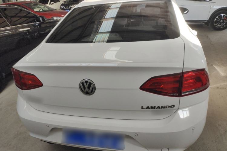 Used Volkswagen Lamando 2017 230TSI DSG Fashion Edition