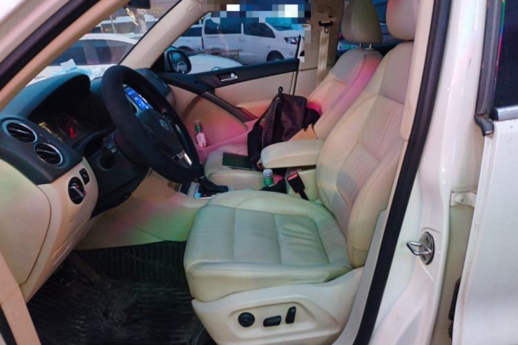 Used Volkswagen Tiguan 2012 1.8TSI Automatic Two-Wheel Drive Elite Edition Left Front Seat