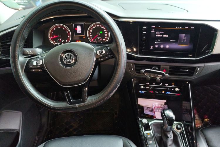 Used Volkswagen Tayron 2020 330TSI Two-Wheel Drive Luxury Smart Connectivity Version Steering Wheel