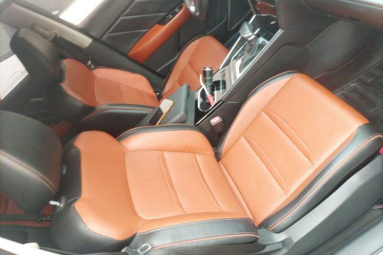 Used Venucia T60 2018 1.6L CVT Zhiyue Edition (ISS) China VI
