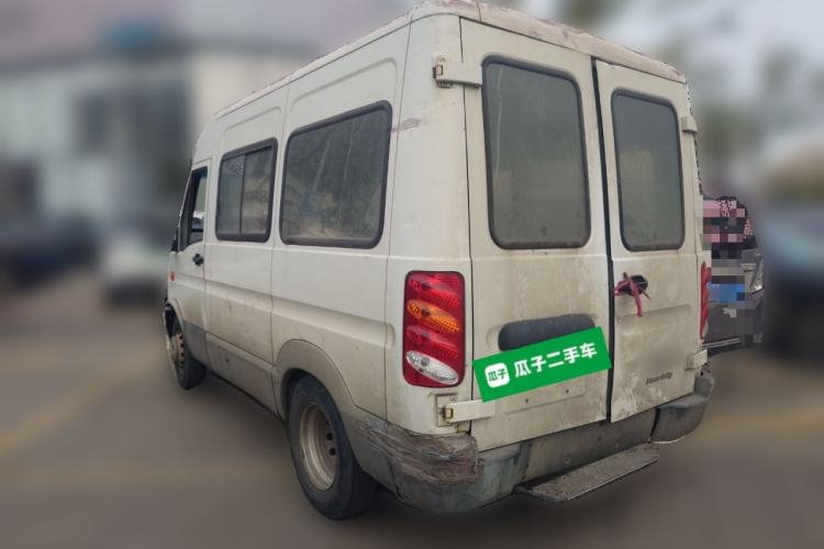 Used Iveco Power Daily 2017 2.5T Classic A32 Mid-Roof 6-7 Seater Bus 47Z5