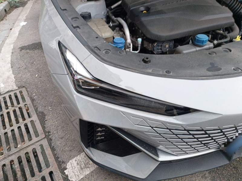 Used CHANGAN UNI-V 2022 1.5T Prestige Version — 16