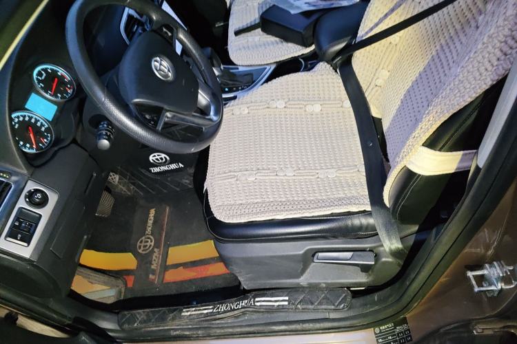 Used Brilliance H530 2017 1.6L Automatic Comfort Model Left Front Seat