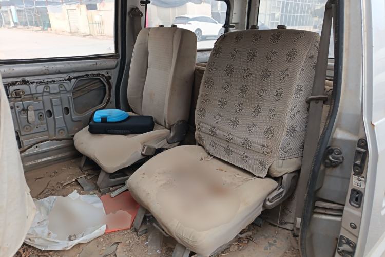 Used Wuling Rongguang 2011 1.2L Standard Version
