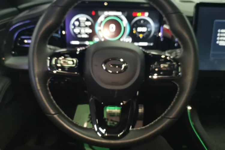 Used GAC Trumpchi GS8 2022 Dual-Engine Series 2.0TM Two-Wheel Drive Prestige Edition (7 Seats) Steering Wheel