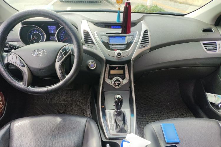 Used Hyundai Elantra (5th Generation / Langdong) 2012 1.6L Automatic Prestige Model
