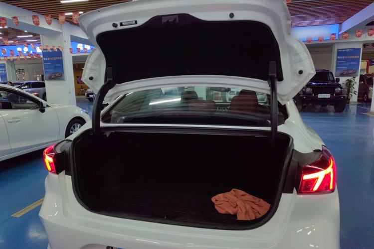 Used Changan Eado 2021 PLUS Blue Whale NE 1.4T GDI DCT Prestige Model
